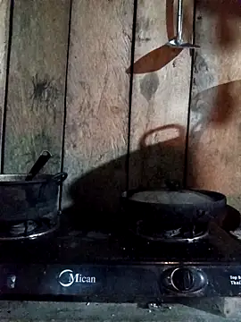 Snapshot of bonnie-00 chatting on November 16, 12:22 pm bonnie-00 online show from November 16, 12:22 pm