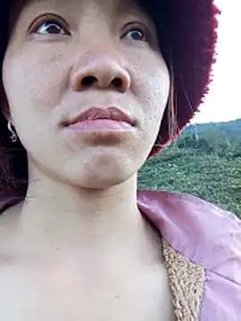 bonnie-00 online show from November 30, 9:24 am