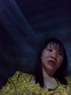 bonnie-00 online show from March 1, 3:25 pm