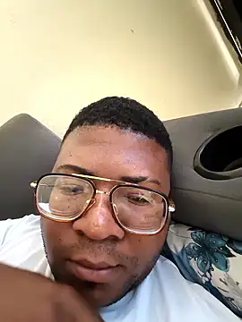 Elsuave28 online show from April 2, 1:42 pm