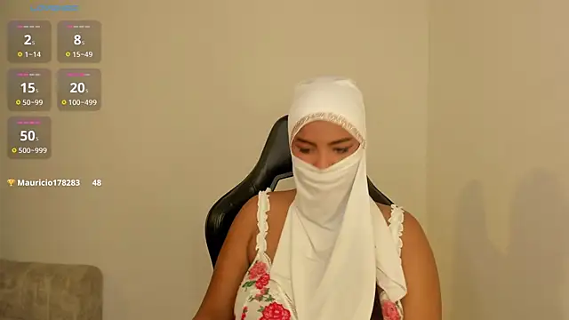 Snapshot of aishaa_boobs chatting on November 18, 6:07 am aishaa boobs online show from November 18, 6:07 am