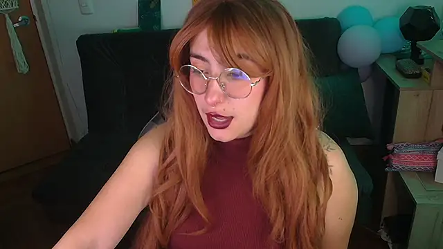 Miacatsito3 online show from December 3, 12:07 am