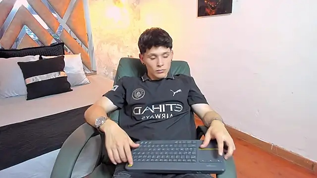 kraven lust online show from October 31, 3:07 am