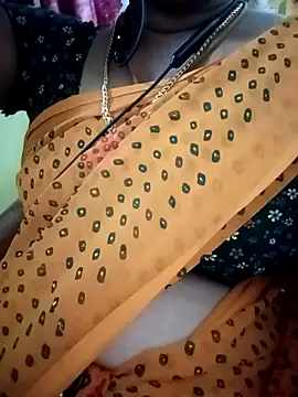 TAMI KAYAL online show from September 23, 11:35 am