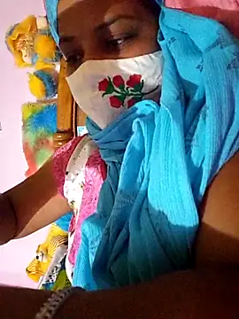 Snapshot of TAMI_KAYAL chatting on October 28, 5:44 am TAMI KAYAL online show from October 28, 5:44 am