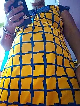 Snapshot of TAMI_KAYAL chatting on October 29, 6:15 am TAMI KAYAL online show from October 29, 6:15 am