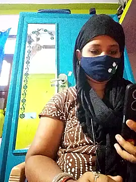 Snapshot of TAMI_KAYAL chatting on November 14, 6:01 am TAMI KAYAL online show from November 14, 6:01 am