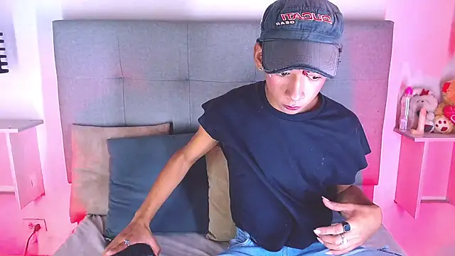 Snapshot of Billie_Turner_ chatting on October 7, 5:04 am Billie Turner online show from October 7, 5:04 am