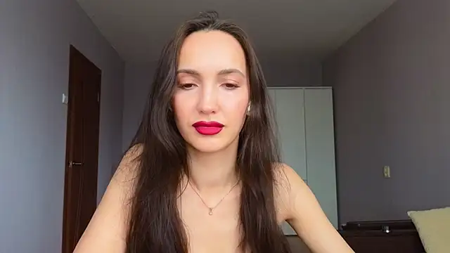 Lillian-Clark online show from March 16, 8:29 am