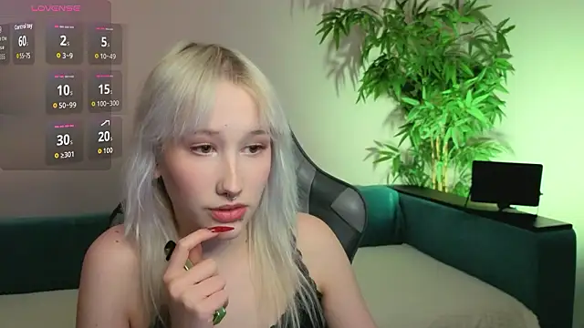 evlica online show from February 22, 2:15 pm