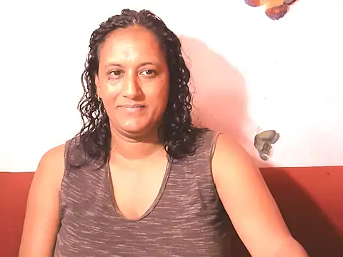 Snapshot of Indiansexyboobs18 chatting on March 1, 12:51 pm Indiansexyboobs18 online show from March 1, 12:51 pm