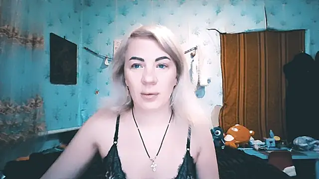 EmmaCat  online show from November 15, 5:49 am