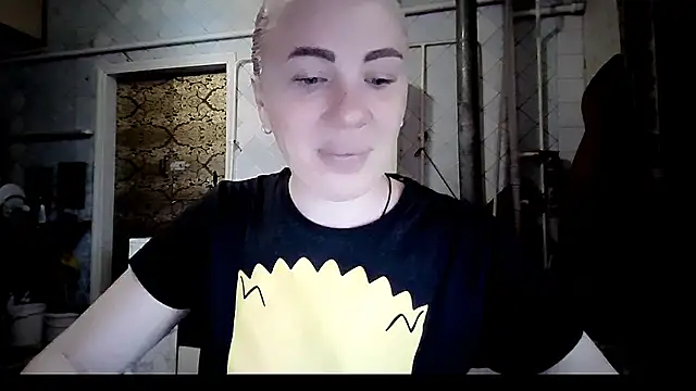 EmmaCat  online show from February 7, 7:45 am