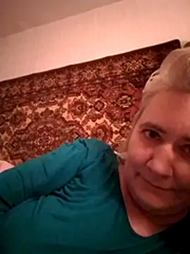 Snapshot of goodstyle chatting on December 2, 10:49 pm goodstyle online show from December 2, 10:49 pm