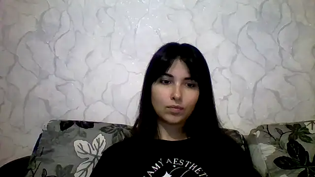 Marina Edwards online show from September 30, 11:04 am