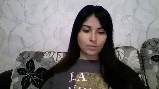 Marina Edwards online show from October 3, 8:28 pm