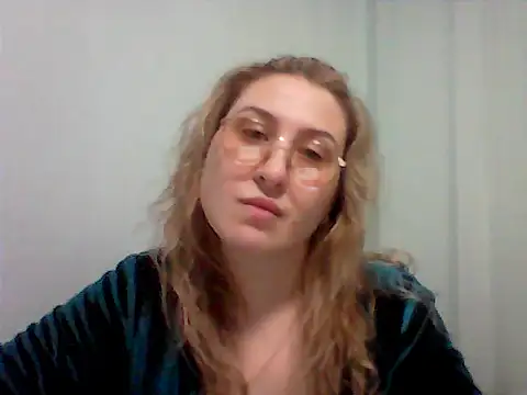 Osyvera online show from October 2, 3:08 pm