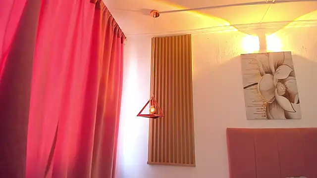 Snapshot of KoraRousee chatting on November 2, 1:24 pm KoraRousee online show from November 2, 1:24 pm