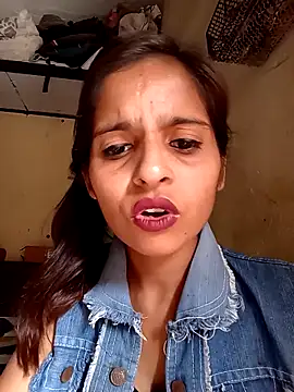 Snapshot of Saloni-Gupta chatting on September 21, 9:55 am Saloni-Gupta online show from September 21, 9:55 am