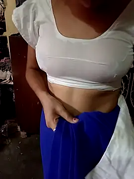 Snapshot of Saloni-Gupta chatting on October 23, 7:51 am Saloni-Gupta online show from October 23, 7:51 am