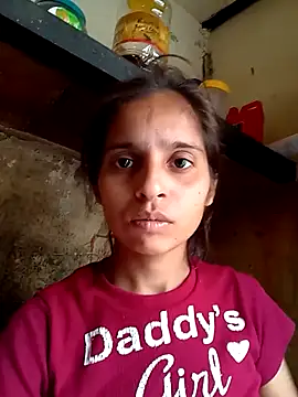 Snapshot of Saloni-Gupta chatting on October 27, 7:45 am Saloni-Gupta online show from October 27, 7:45 am