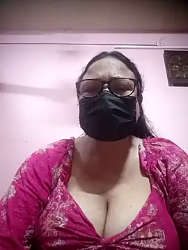 thehotlady online show from November 11, 6:35 am