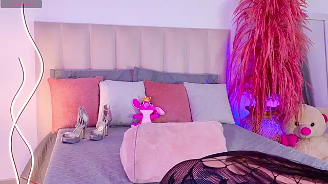 sofiawalker online show from September 22, 7:27 pm