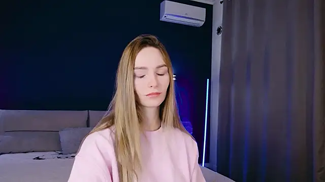 Melloudy online show from November 30, 7:01 am