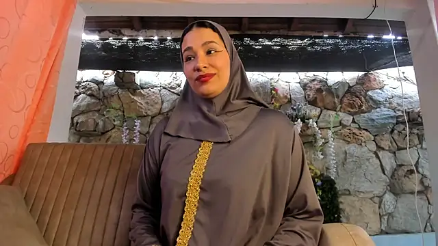 Snapshot of ShanaJamil chatting on July 10, 12:30 pm ShanaJamil online show from July 10, 12:30 pm