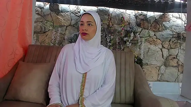 Snapshot of ShanaJamil chatting on July 14, 12:11 pm ShanaJamil online show from July 14, 12:11 pm
