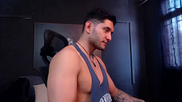 Snapshot of RichardMilleer chatting on April 30, 4:24 pm RichardMilleer online show from April 30, 4:24 pm