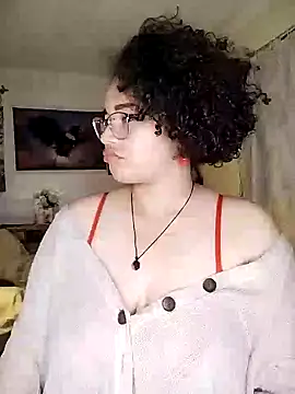 Julie wallace online show from October 5, 9:34 pm