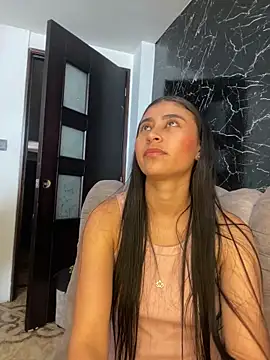 Snapshot of Isabella_Montoya chatting on September 20, 5:47 pm Isabella Montoya online show from September 20, 5:47 pm