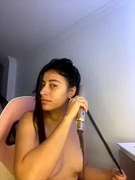 Snapshot of Isabella_Montoya chatting on October 7, 2:25 pm Isabella Montoya online show from October 7, 2:25 pm