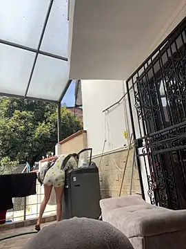 Isabella Montoya online show from October 31, 2:07 pm