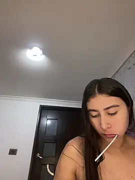 Isabella Montoya online show from November 20, 7:57 pm