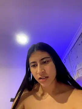 Isabella Montoya online show from November 29, 6:55 pm