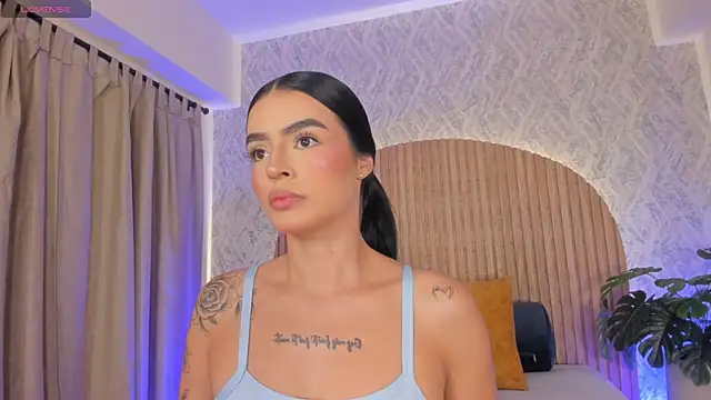 Sophiie Belle online show from September 18, 1:13 pm