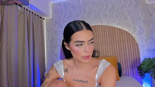 Sophiie Belle online show from October 2, 2:13 pm