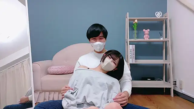 Snapshot of Ruru-shuv chatting on October 31, 9:21 am Ruru-shuv online show from October 31, 9:21 am