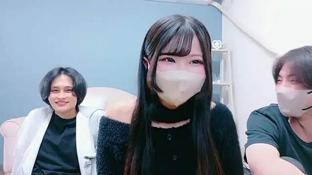 Snapshot of Ruru-shuv chatting on November 19, 10:37 am Ruru-shuv online show from November 19, 10:37 am