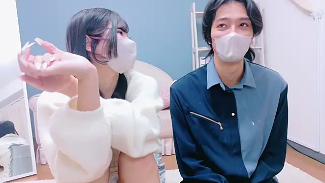 Snapshot of Ruru-shuv chatting on November 22, 8:24 am Ruru-shuv online show from November 22, 8:24 am