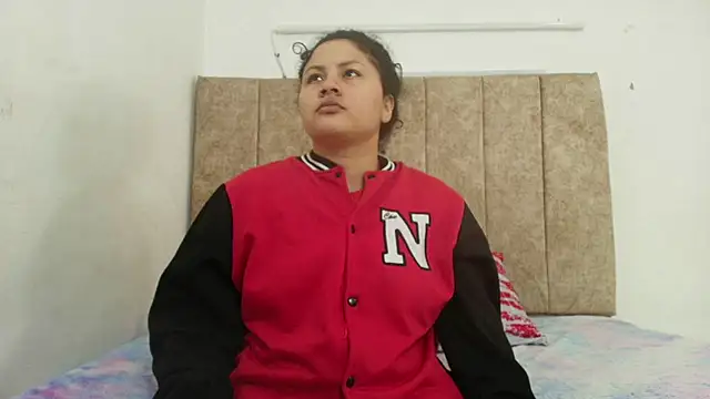 Roxy Nasty1 online show from September 27, 7:52 pm