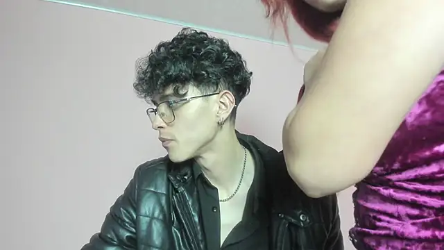  ruby red online show from October 1, 1:33 am