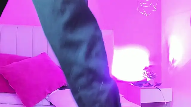  ruby red online show from October 13, 9:26 pm