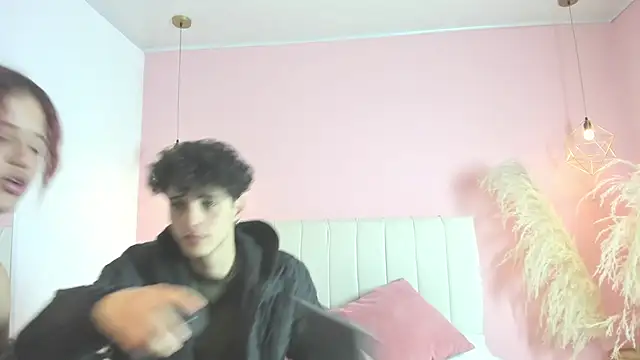  ruby red online show from October 31, 4:02 am