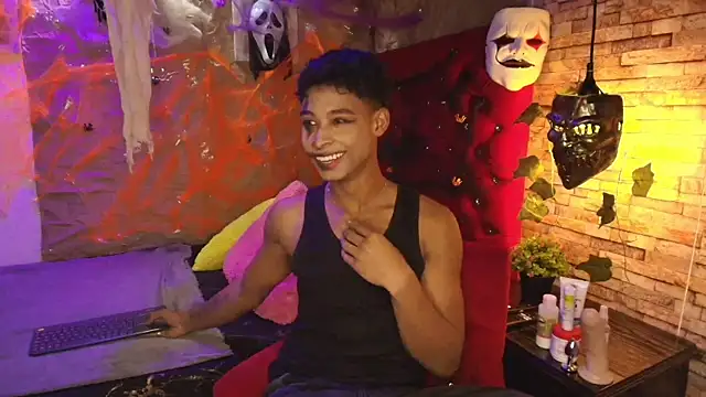 CoffeNaughty nom online show from October 30, 5:20 am