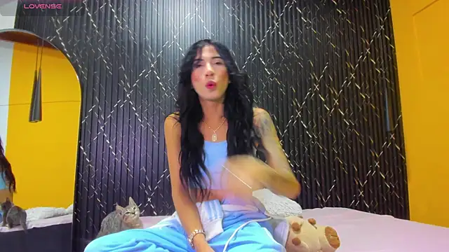 Miss Ariaa online show from October 21, 11:33 am