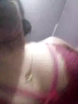 Cachorrinha2025 online show from October 9, 4:10 am