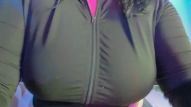 abbiecollins js online show from October 17, 5:10 am